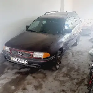 Opel Astra F, 1990