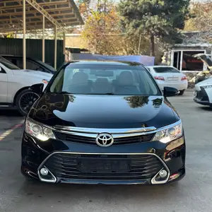 Toyota Camry, 2017