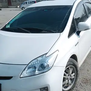 Toyota Prius, 2013