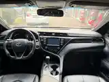 Toyota Camry, 2018-5