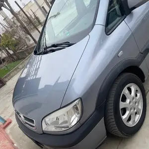 Opel Zafira, 2004