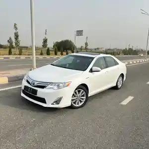 Toyota Camry, 2014