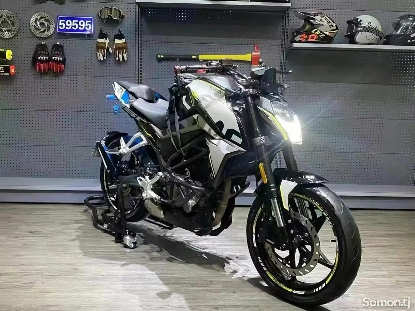 Мотоцикл cf moto 250cc-1