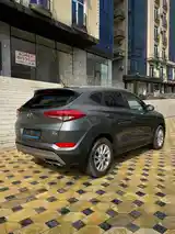 Hyundai Tucson, 2016-7