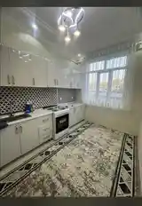 2-комн. квартира, 3 этаж, 80м², мехргон-4