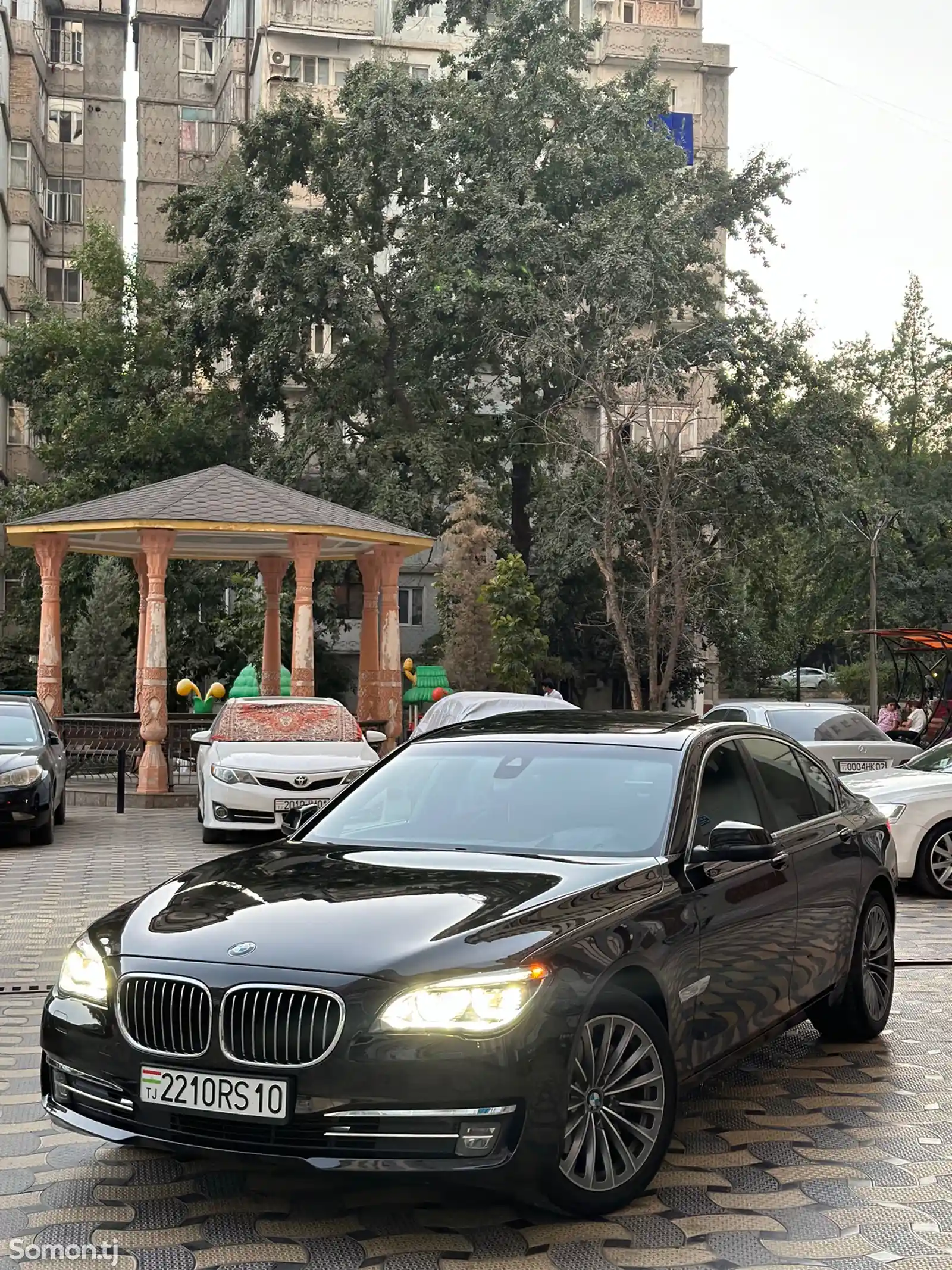 BMW 7 series, 2015-12