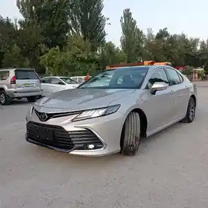 Toyota Camry, 2023