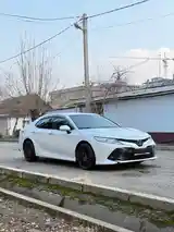 Toyota Camry, 2017-9