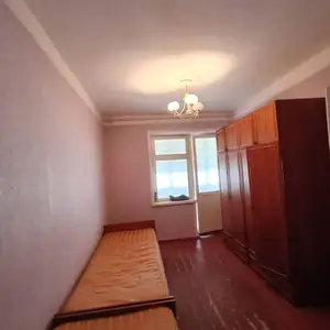 2-комн. квартира, 4 этаж, 64м², Афтавагзал