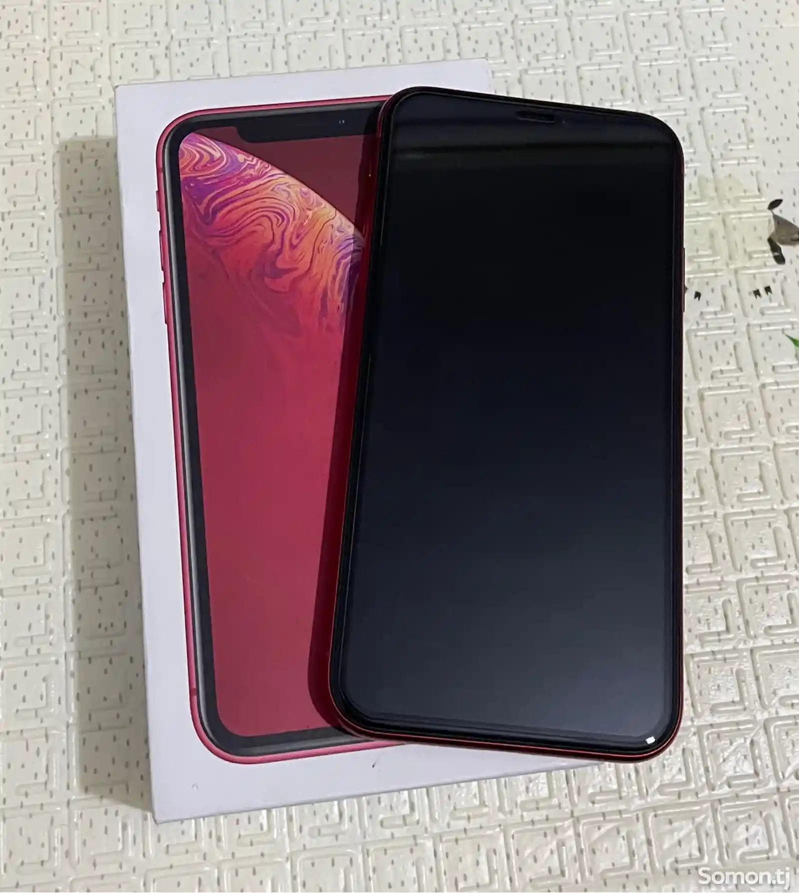 Apple iPhone Xr, 64 gb, Product Red-3