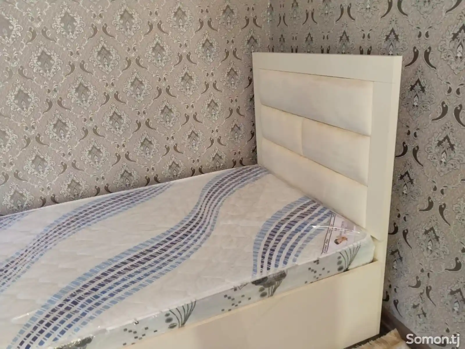 Односпальная кровать-3
