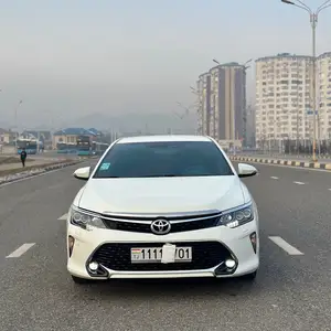 Toyota Camry, 2015