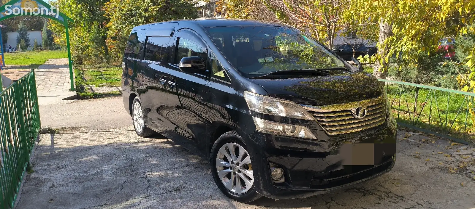 Toyota Vellfire, 2010-1