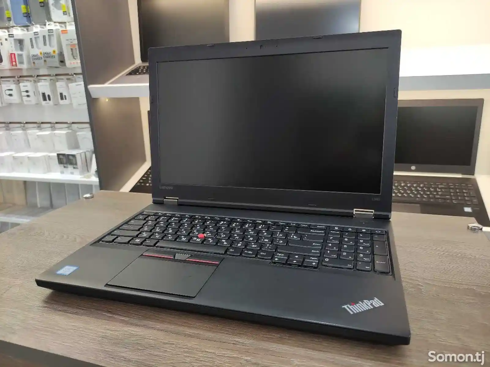 Ноутбук Lenovo ThinkPad 15.6 Core i3-6100U / 8GB / SSD 256GB-1