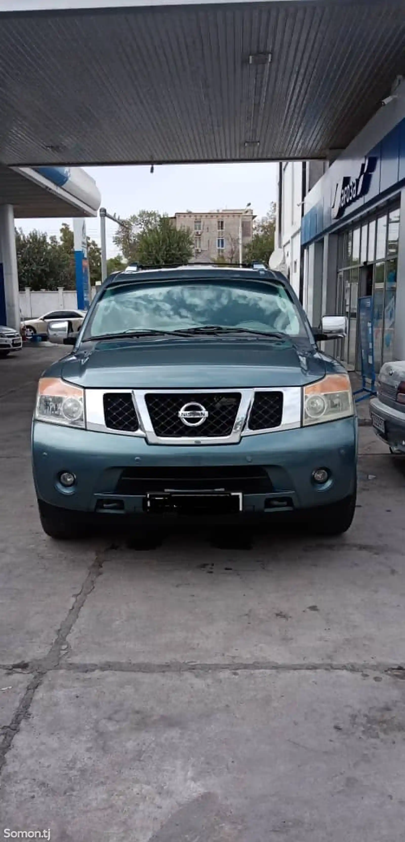 Nissan Armada, 2013-1