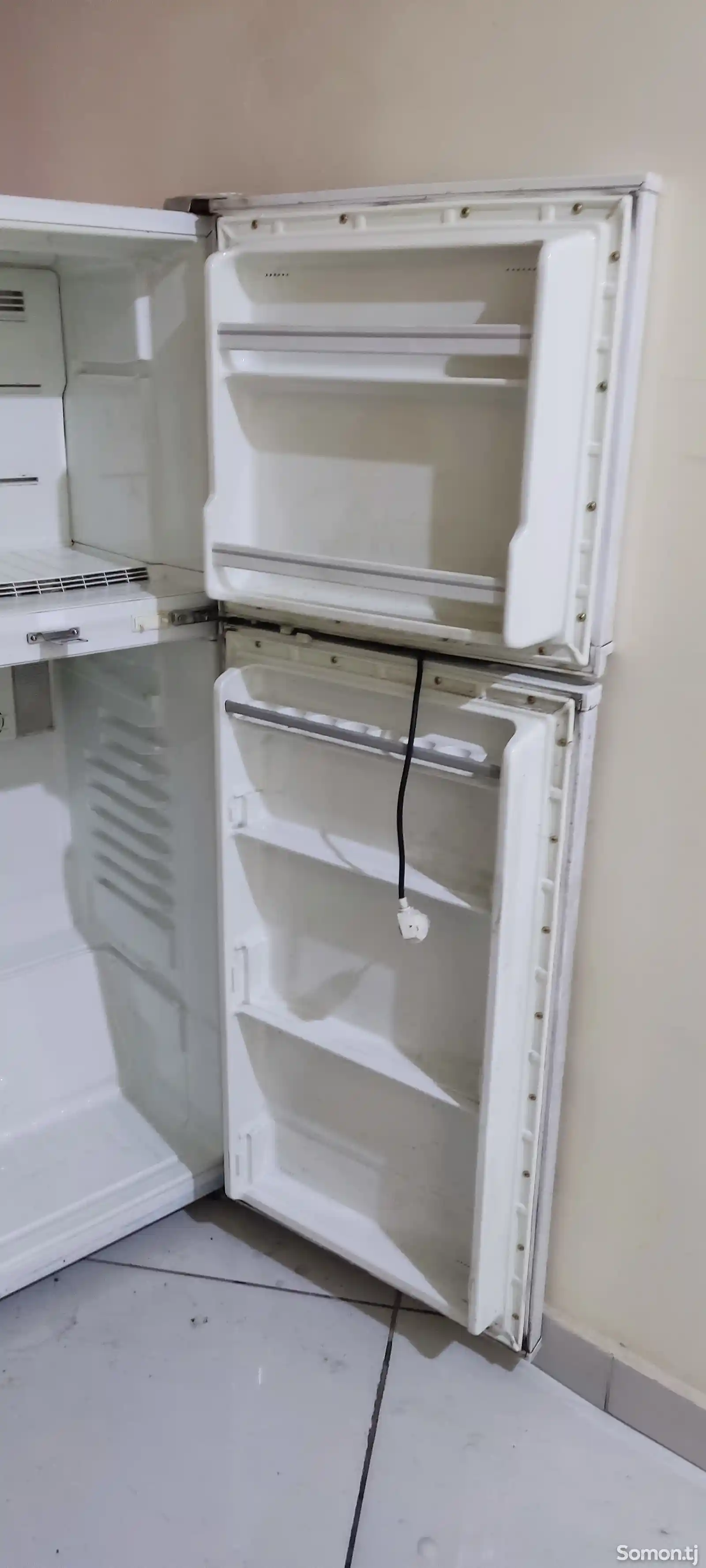 Холодильник Daewoo-3