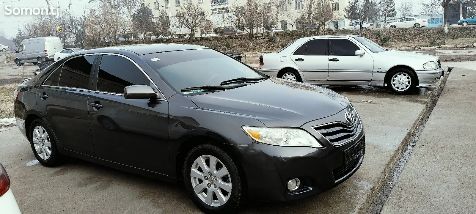 Toyota Camry, 2010-1