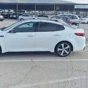 Kia Optima, 2017