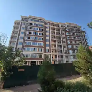 3-комн. квартира, 2 этаж, 88 м², 13мкр супер маркет Амид