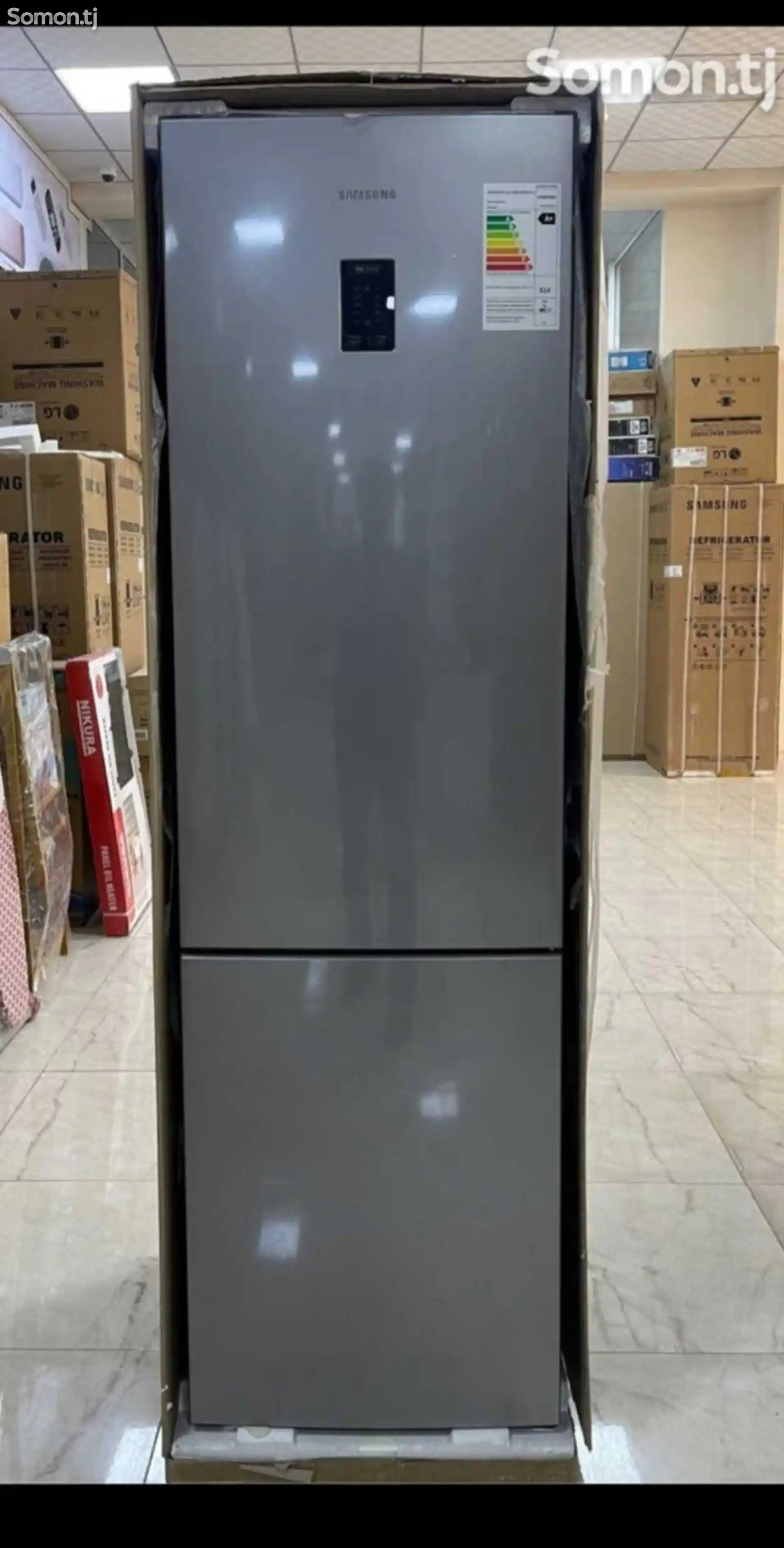 Холодильник Samsung мах-1