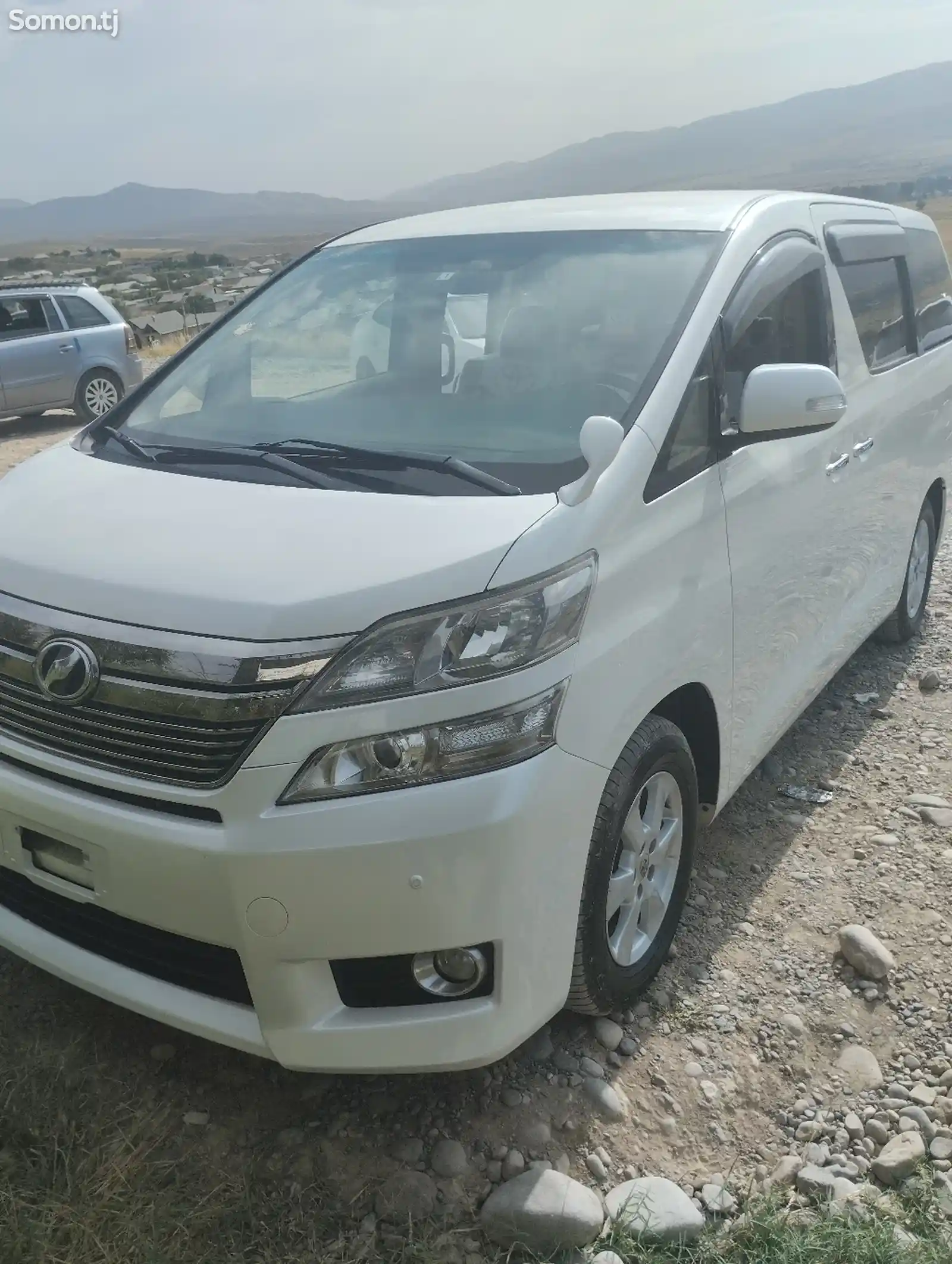 Toyota Vellfire, 2014-2