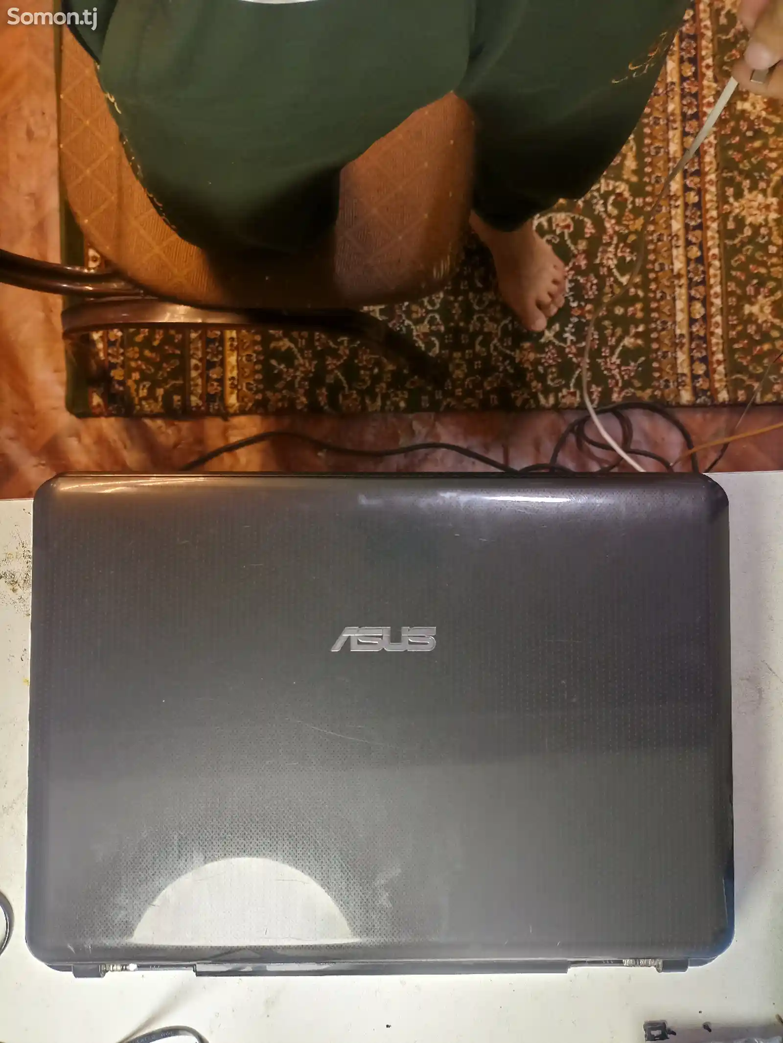 Ноутбук Asus-3