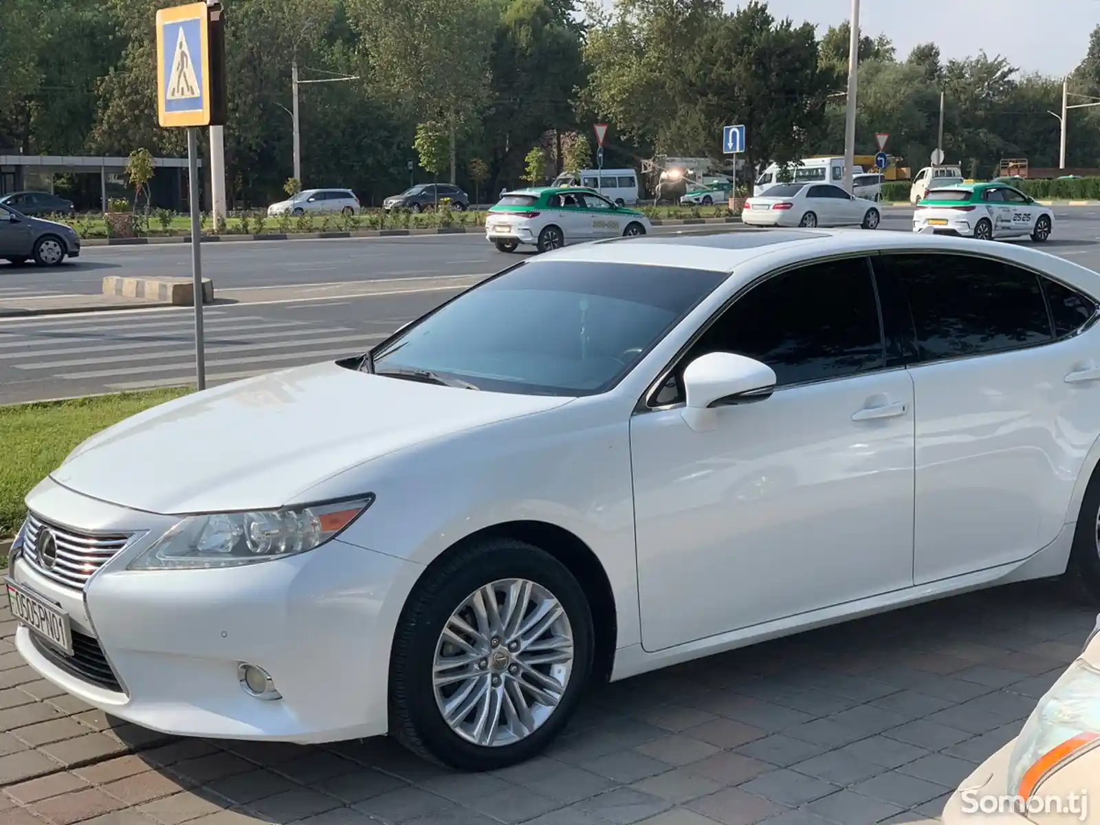 Lexus ES series, 2014-4