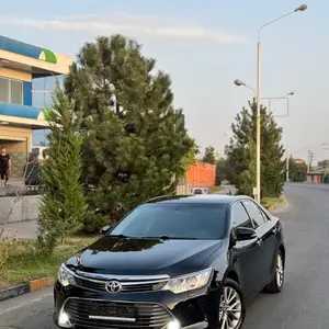 Toyota Camry, 2015