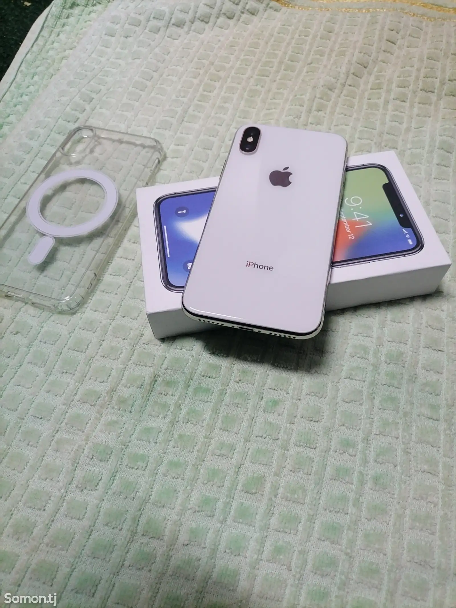 Apple iPhone X, 256 gb, Silver-1