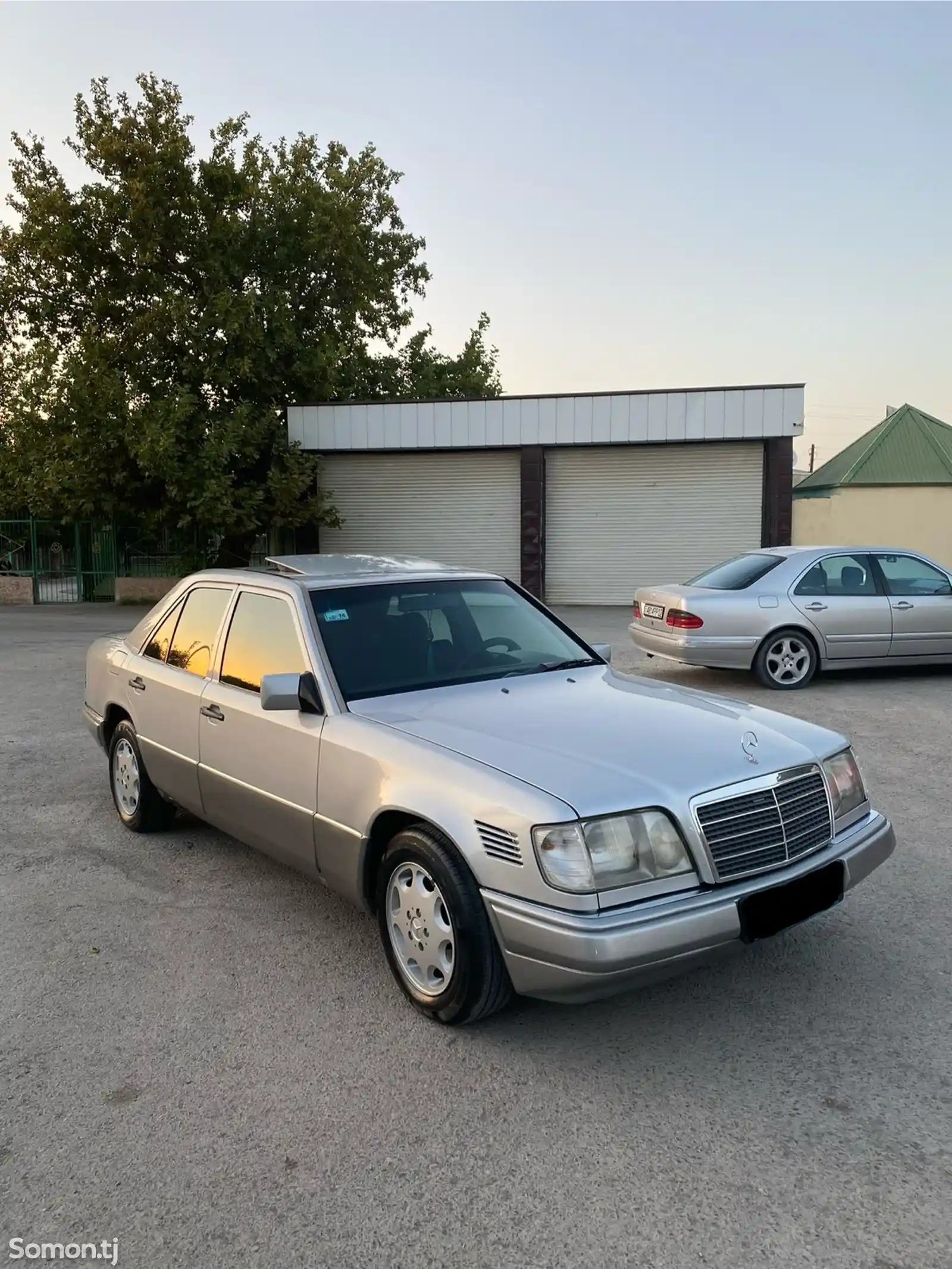 Mercedes-Benz W124, 1993-2