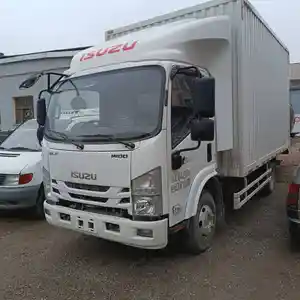 Бортовой грузовик Isuzu, 2023