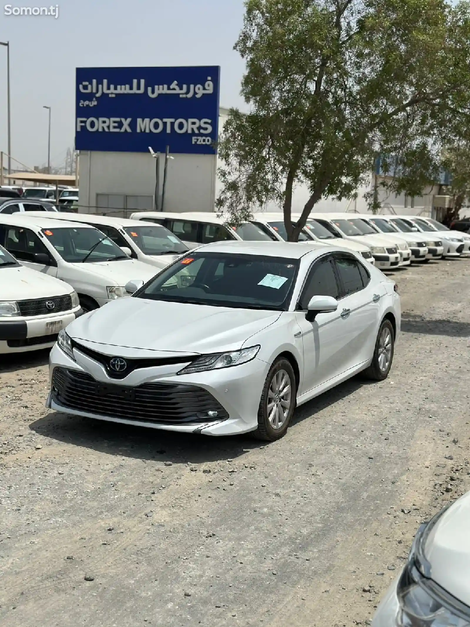 Toyota Camry, 2017-1