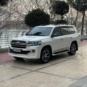 Toyota Land Cruiser, 2021