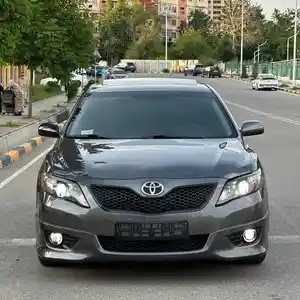 Toyota Camry, 2011