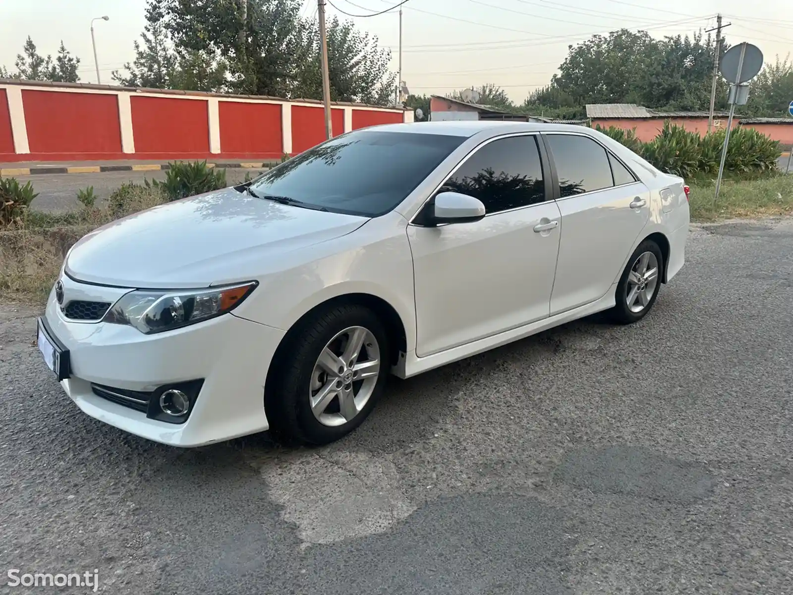 Toyota Camry, 2012-6