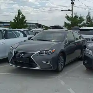 Lexus ES series, 2016