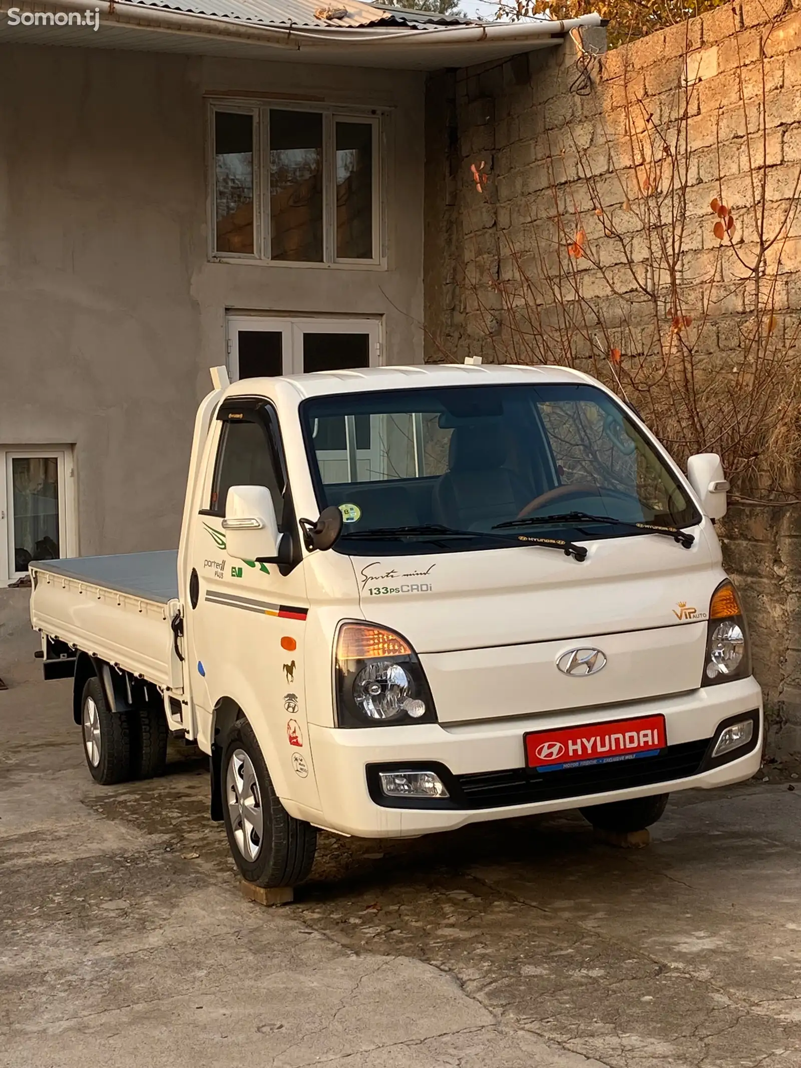 Бортовой автомобиль Hyundai Porter 2, 2015-1