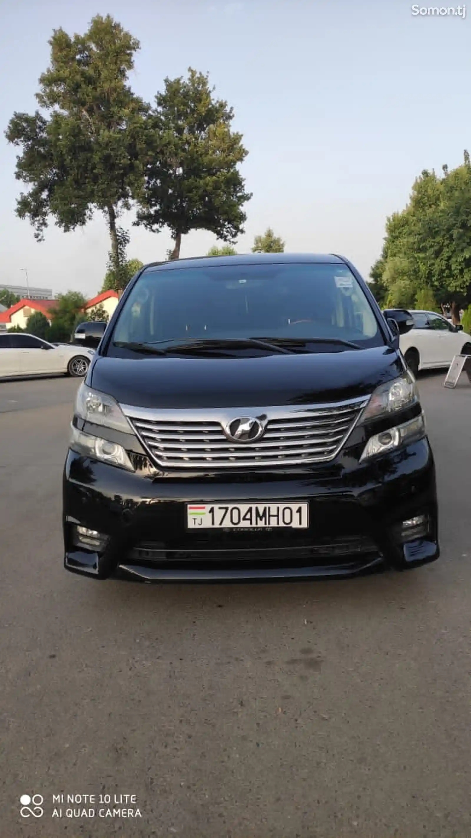 Toyota Vellfire, 2010-7