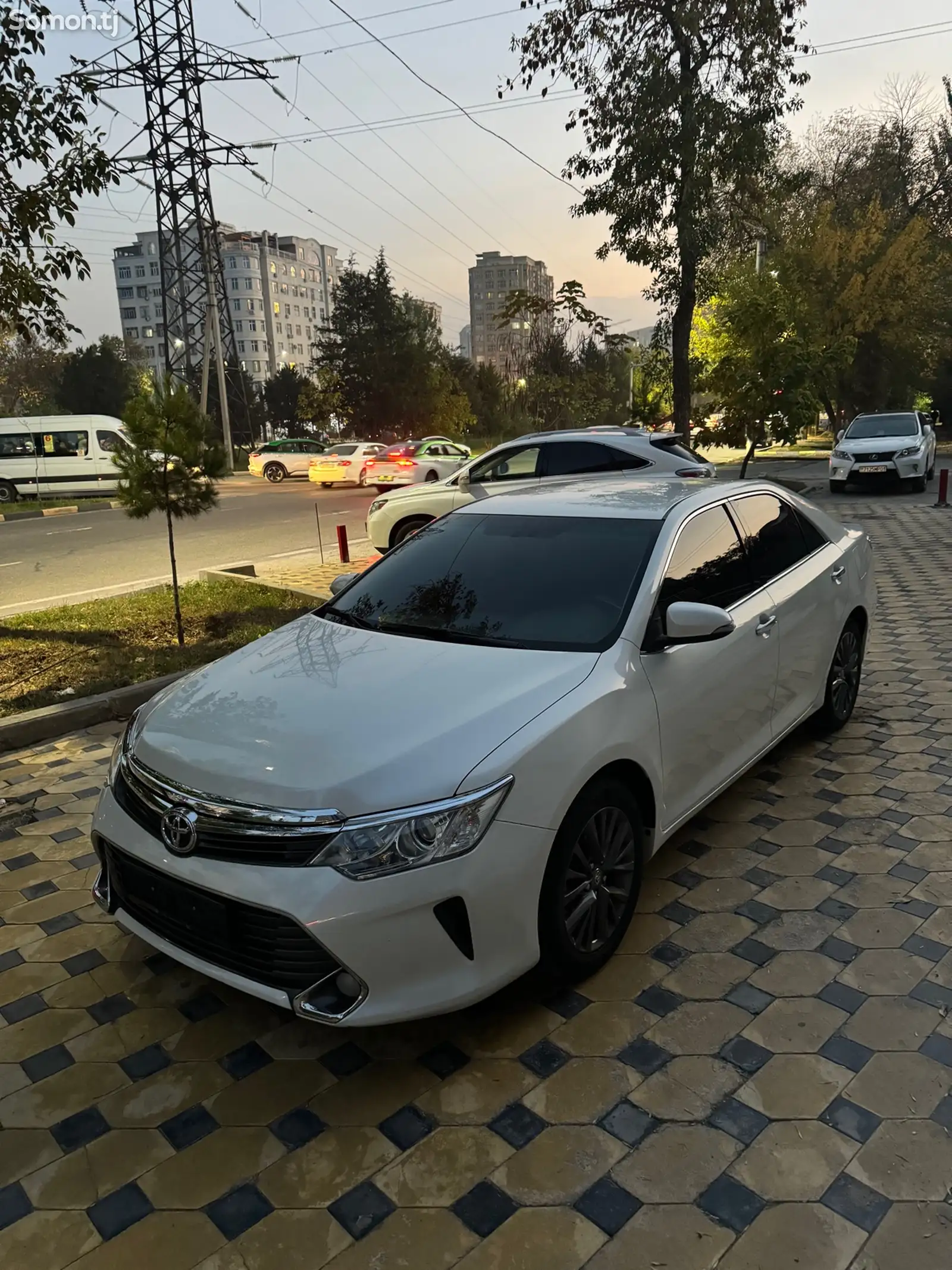 Toyota Camry, 2015-11