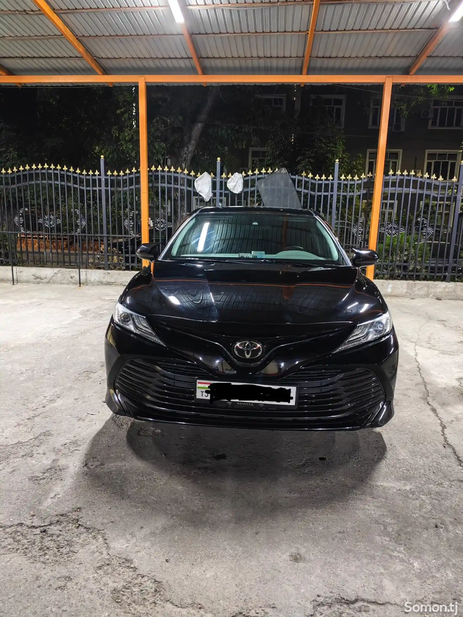 Toyota Camry, 2019-1