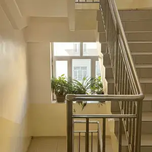 3-комн. квартира, 3 этаж, 140м², Лабораторияи Асри 21