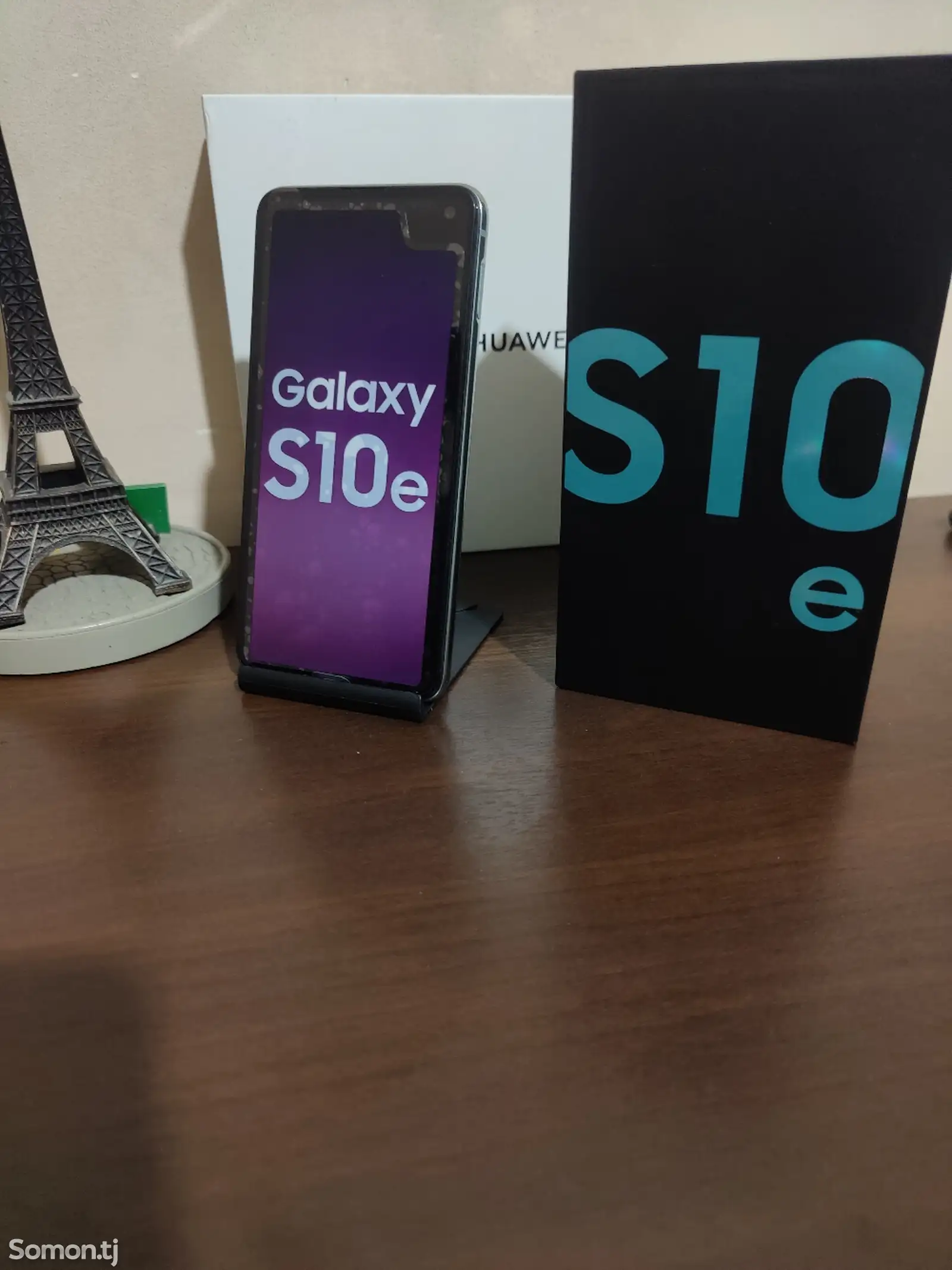 Samsung Galaxy S10E-1