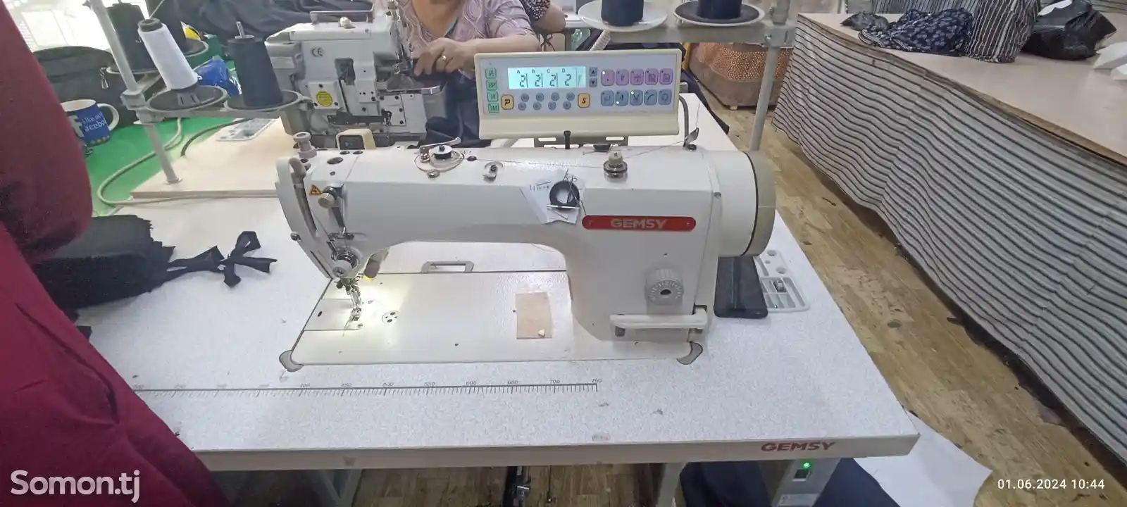 Швейная машинка полуавтомат-3