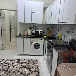 2-комн. квартира, 4 этаж, 50м², Шохмансур пайкари рубаруи голубой экран