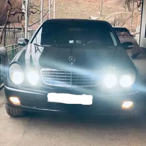 Mercedes-Benz E class, 2004