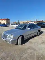 Mercedes-Benz E class, 2000-9