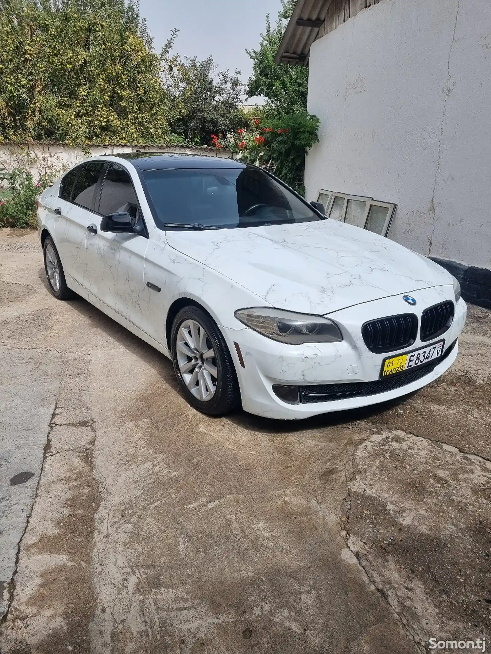 BMW 5 series, 2010-3