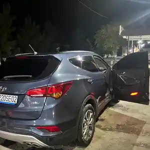 Hyundai Santa Fe, 2016