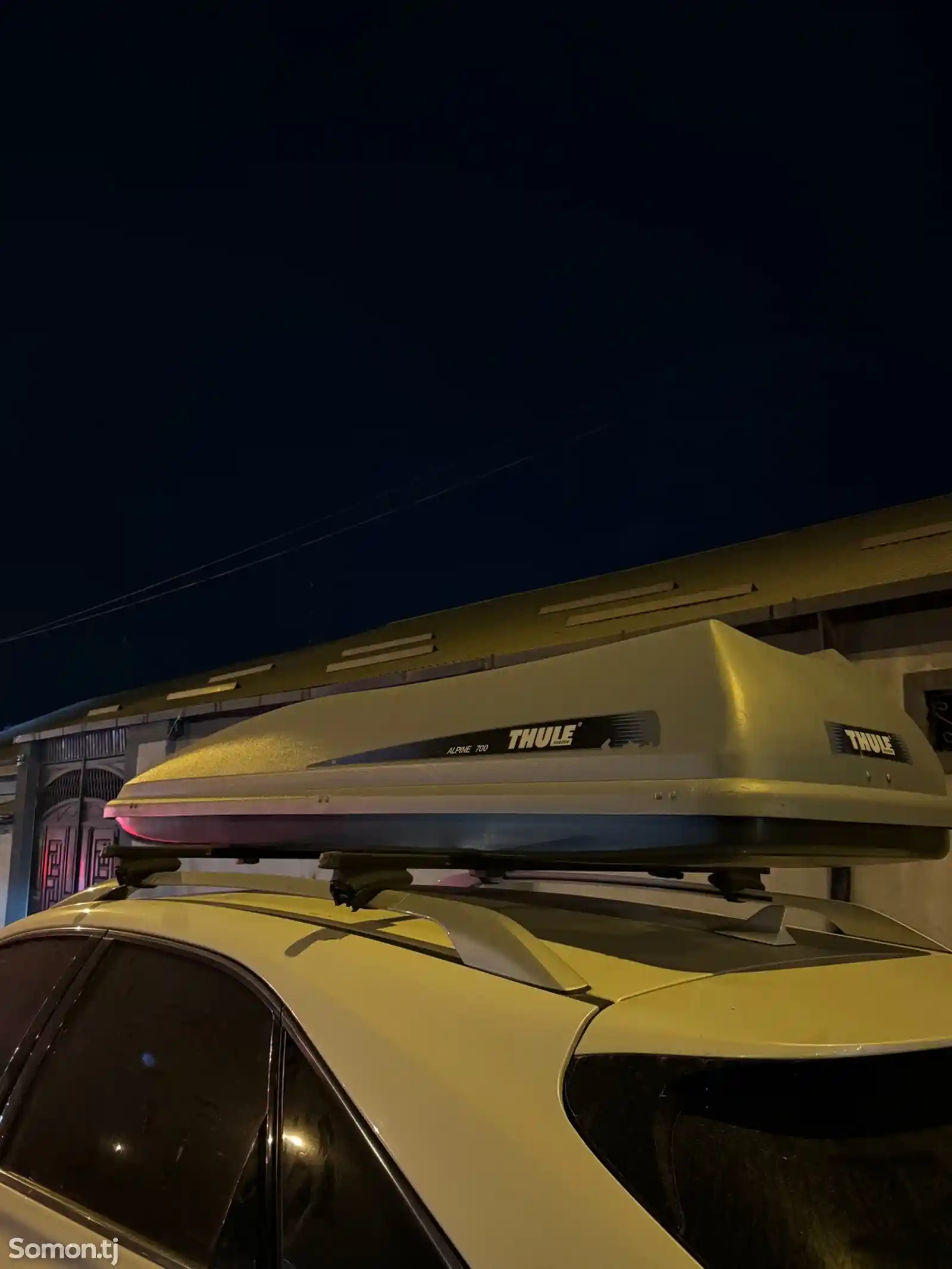 Багажник-контейнер на крышу авто-3