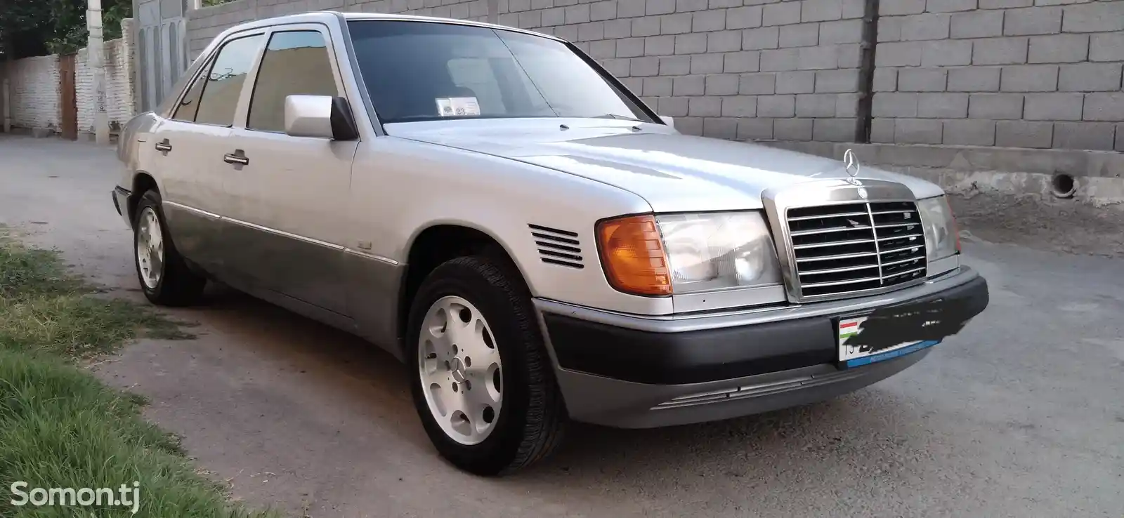 Mercedes-Benz W124, 1993-1